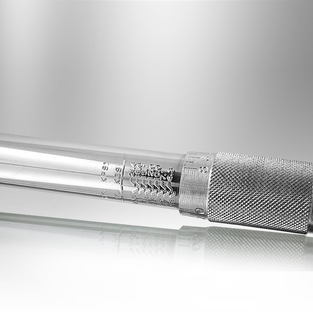 Klucz dynamometryczny z grzechotką 1/2" + nasadki 17 19 21mm Klucz dynamometryczny z grzechotką 1/2" + nasadki 17 19 21mm