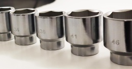 Klucze nasadowe z grzechotką 19-70mm 25 elementów